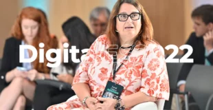 Profesora Coral Calero en Digital ES (Escuela Superior de Informática de Ciudad Real, UCLM)