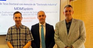 A la izquierda Mario Piattini, en el centro Fernando Gualo, en la derecha Ismael Caballero