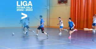 Estudiantes de la esi uclm jugando al fútbol sala en el pabellón rey Juan Carlos de Ciudad Real