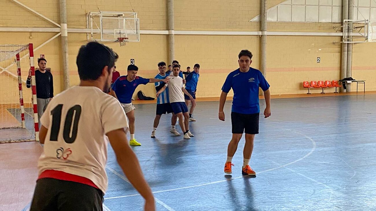 ESI-Schüler spielen Futsal