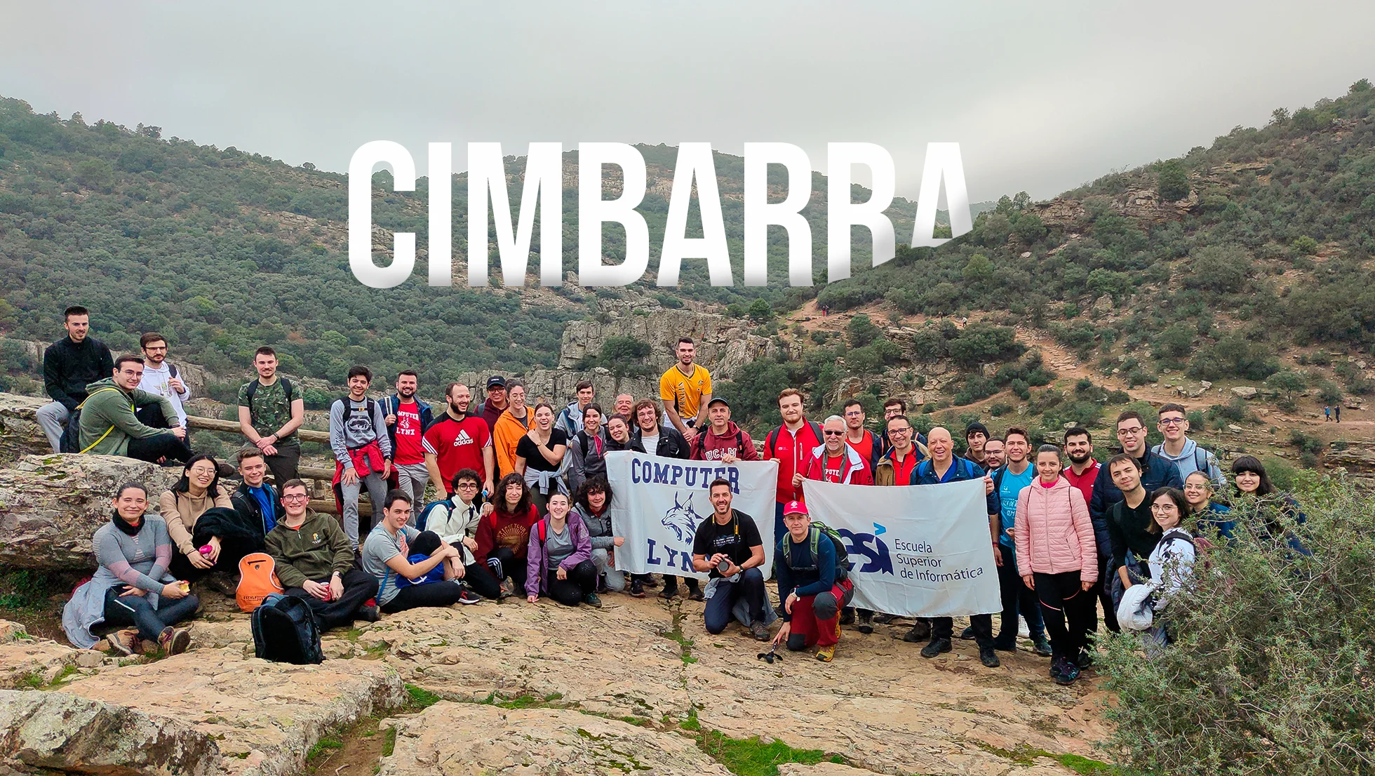 Estudiantes en la cimbarra