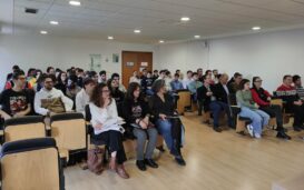 Ciudad Real Bilişim Yüksek Okulu'ndaki Ada Lovelace toplantı salonu