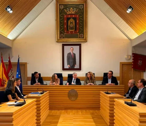 miembros del observatorio en el ayuntamiento de ciudad real