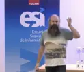 César García durante su conferencia