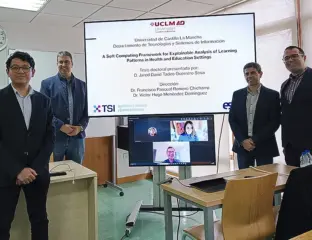 Jared Guerrero tras la defensa de su tesis doctoral