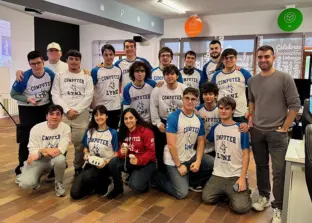 estudiantes de la ESI