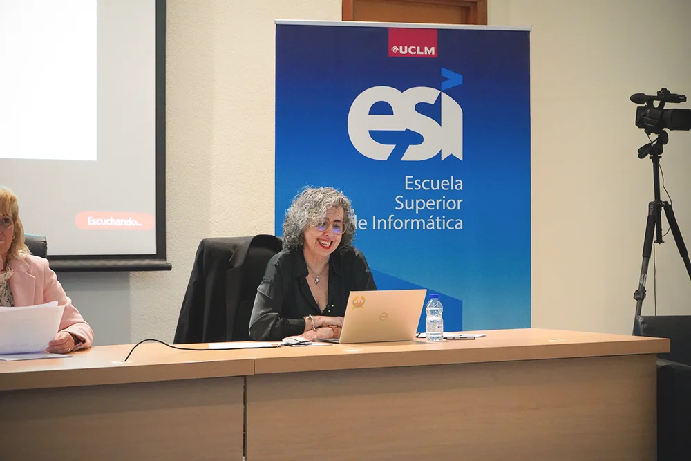 Carmen Lacave durante el acto