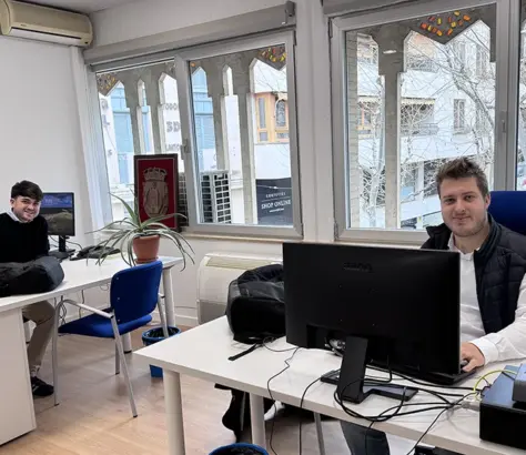 Estudiantes de la ESI en el ayuntamiento de Ciudad Real