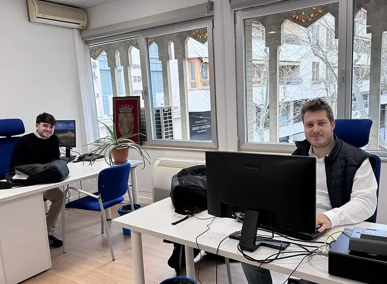 Estudiantes de la ESI en el ayuntamiento de Ciudad Real