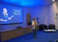 Dori López durante la conferencia en la esi
