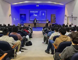 Jaime Gómez Obregón en la ESI