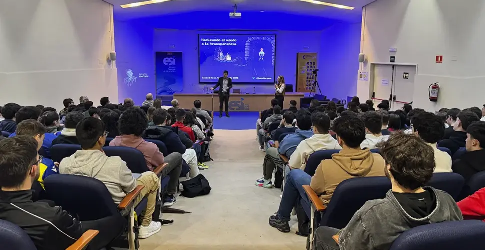 Jaime Gómez Obregón en la ESI