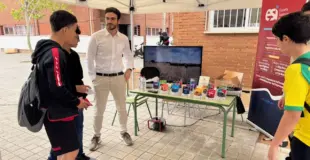La ESI en la feria del empleo del IES Azuer de Manzanares