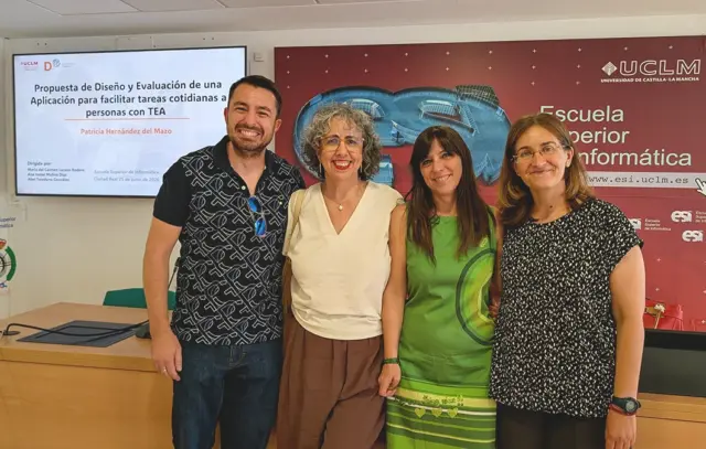 Doctoranda y directores de tesis