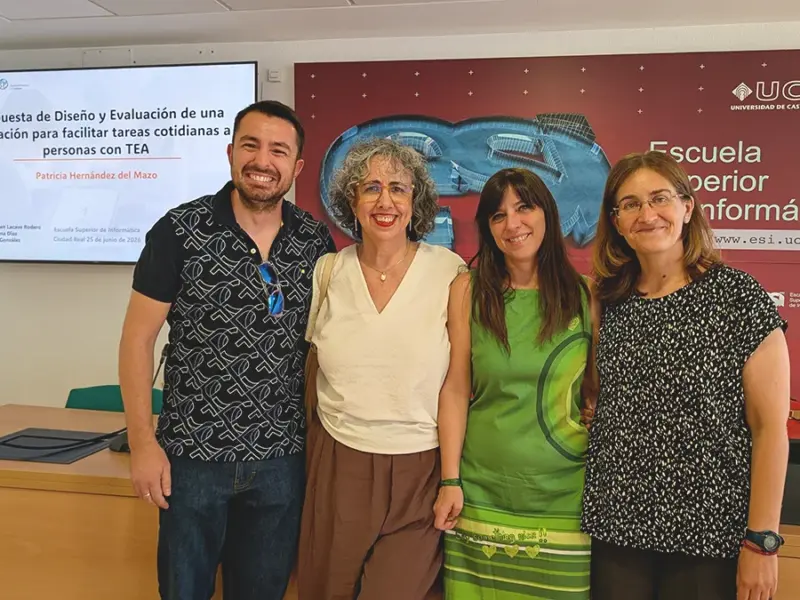 Doctoranda y directores de tesis