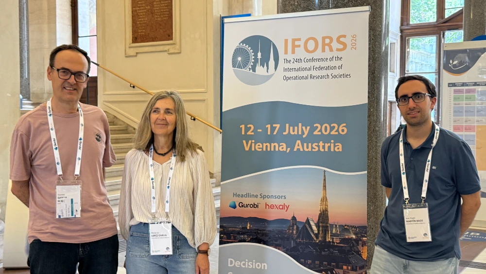 Profesores de la ESI durante su participación en IFORS 2026