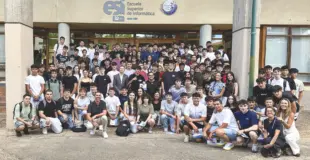 Foto de grupo con los estudiantes de primero 26-27