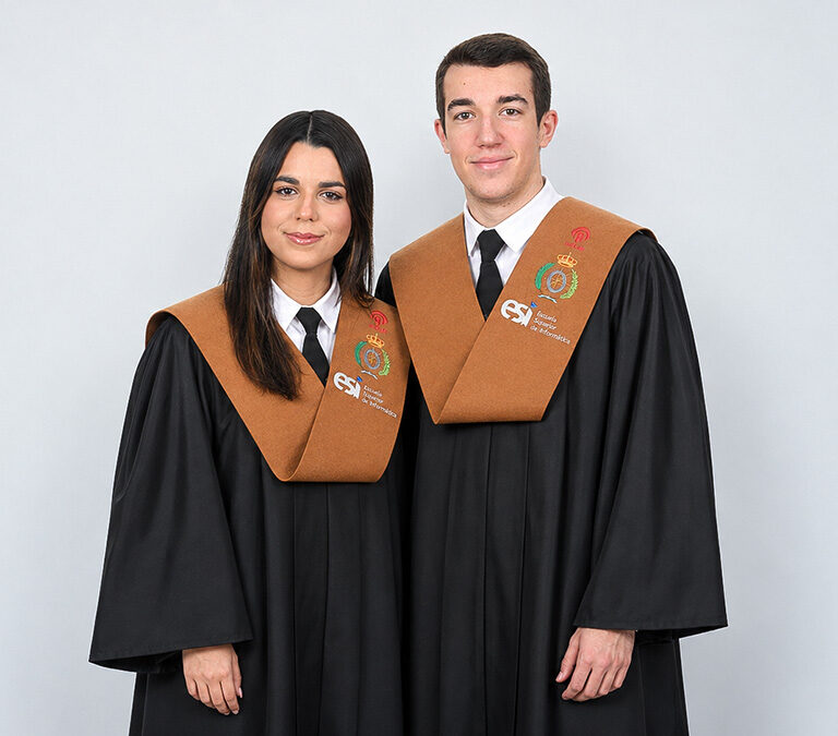 Rodrigo y Lucía estudiantes de la ESI