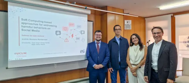 Andrés Montoro junto al tribunal
